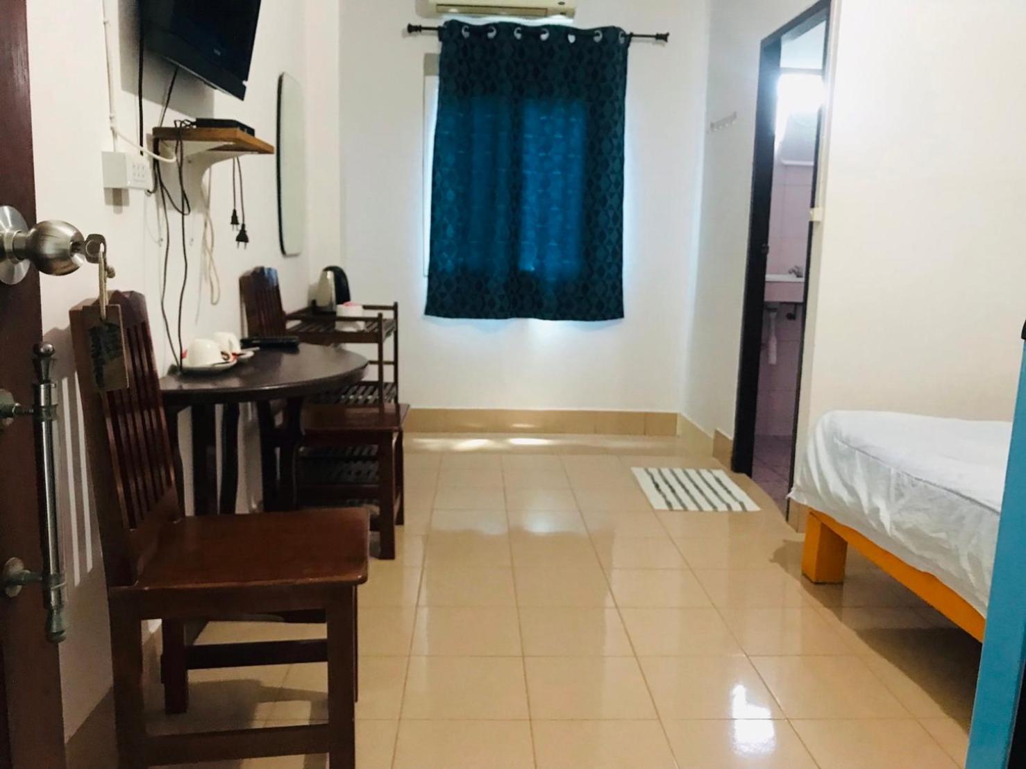 Miss Hong House Hotel Koh Samet Exterior photo